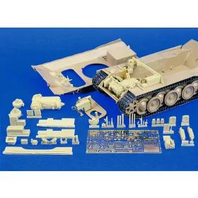 Royal Model 1:35 Panther A interior details n.1