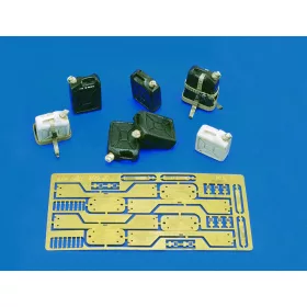 Royal Model 1:35 IDF Jerricans