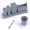 Royal Model 1:16 Toolbox, oil cans and bucket
