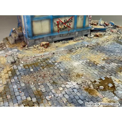 Royal Model 1:16 Cobblestone road section