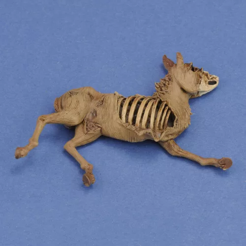 Royal Model 1:35 Donkey carcass