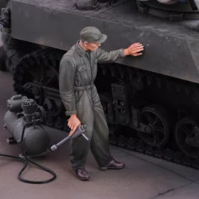 Royal Model 1:72 U.S. mechanic