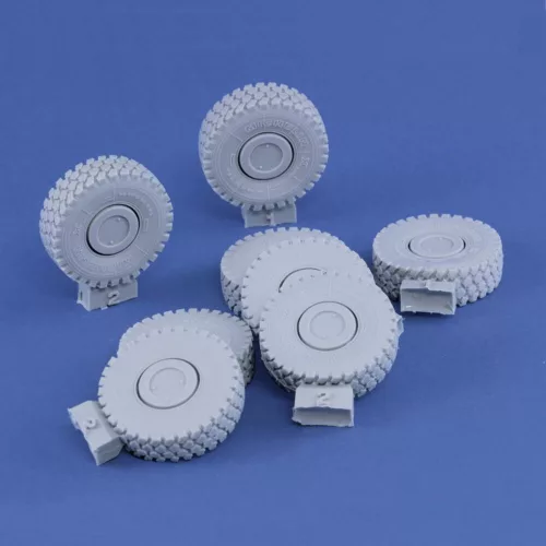 Royal Model 1:35 VBM Freccia wheels