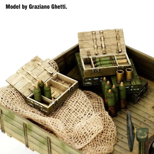 Royal Model 1:35 Italian 100/7 100mm Ammunition with wooden crates set-WWII