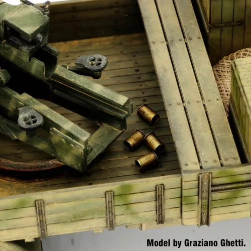 Royal Model 1:35 Italian 100/7 100mm Ammunition with wooden crates set-WWII