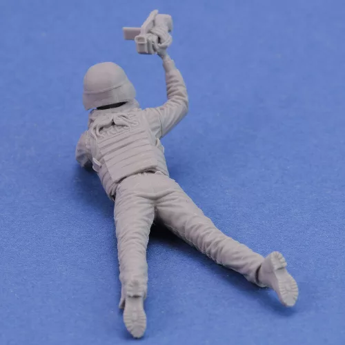 Royal Model 1:35 War Reporter