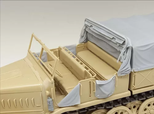 Royal Model 1:35 Famo cover-Part 1