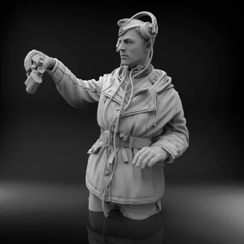 Royal Model 1:16 German tanker in winter dress with Tiger I Early cupola