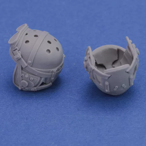 Royal Model 1:16 U.S. tanker helmets WWII - 2 pcs.