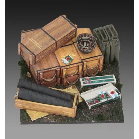 Royal Model Base with 105 mm Ammo with Cases cm4x4