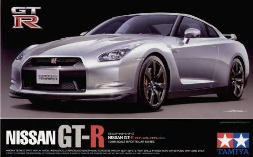 Tamiya 1:24 Nissan GT-R autó makett