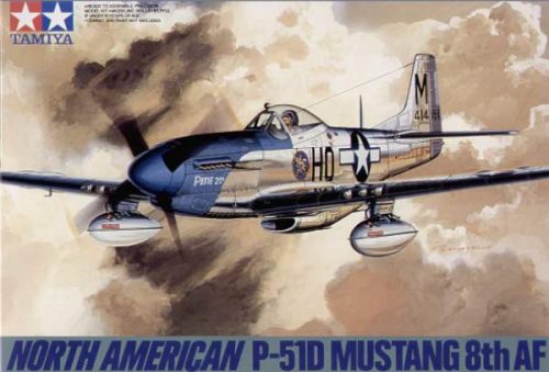 Tamiya 1:48 N.A.P-51D Mustang 8th AF repülő makett