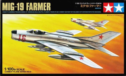 Tamiya 1:100 MiG-19 Farmer repülő makett