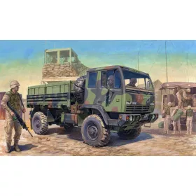 Trumpeter 1:35 M1078 LMTV Standard Cargo Truck