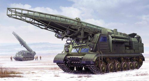 Trumpeter 1:35 Ex-Soviet 2P19 Launcher w/R-17 Missile
