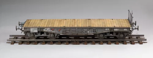 Zimi Model 1:35 15 cm sFH 13/1 (Sf)auf Gw Lrs.(f )Sd.Kfz.135/1 with German 50 Ton Type SSy45 Flatcar Schwerer Platformwagen [3 in 1]